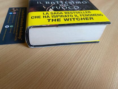 Andrzej Sapkowski The Witcher Il battesimo del fuoco prima edizione con fascetta editoriale - immagine 4