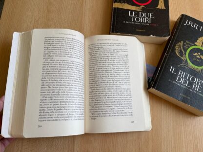 J.R.R. Tolkien Il Signore degli Anelli Trilogia nera traduzione Alliata - immagine 14