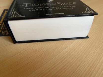 George R.R. Martin il trono di spade libro secondo edizione deluxe mondadori pelle di drago - immagine 4