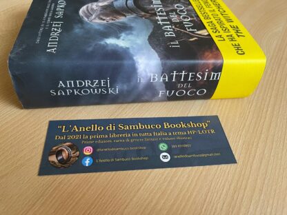 Andrzej Sapkowski The Witcher Il battesimo del fuoco prima edizione con fascetta editoriale - immagine 3