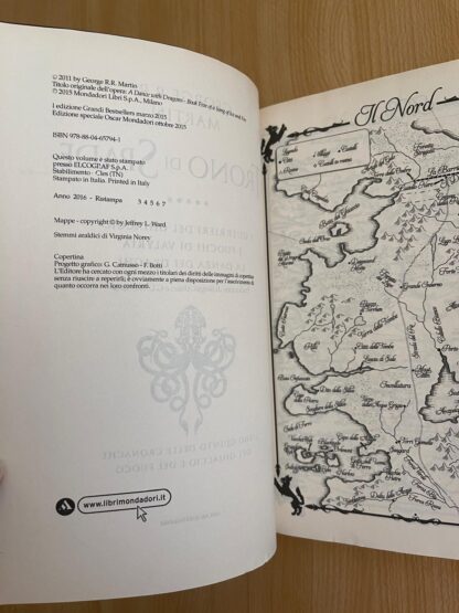 George R.R. Martin Il Trono di Spade libro quinto edizione deluxe pelle di drago - immagine 8