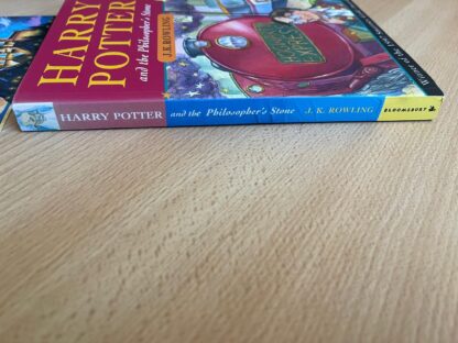 Harry Potter and the philosopher's stone winner of the 1997 smarties gold award - immagine 3